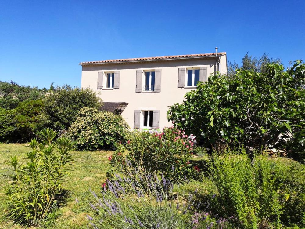 Villa Spacieuse Avec Terrasse Et Vue Mont Ventoux Entrechaux Luaran gambar