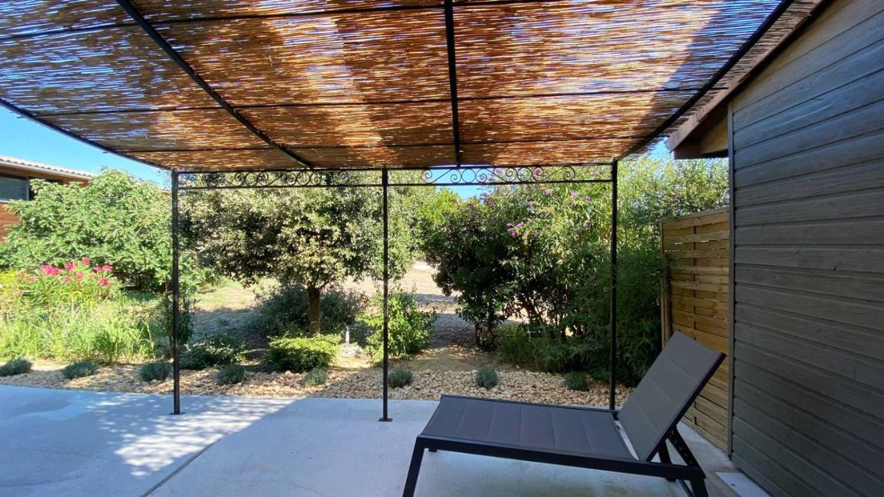 Villa Spacieuse Avec Terrasse Et Vue Mont Ventoux Entrechaux Luaran gambar